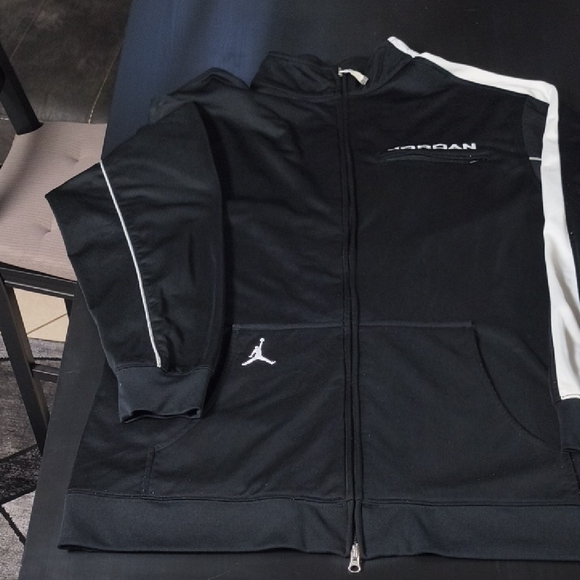 Jordan Men's Black Track Jacket with White Accents. Size 2xl XXL - Picture 2 of 6